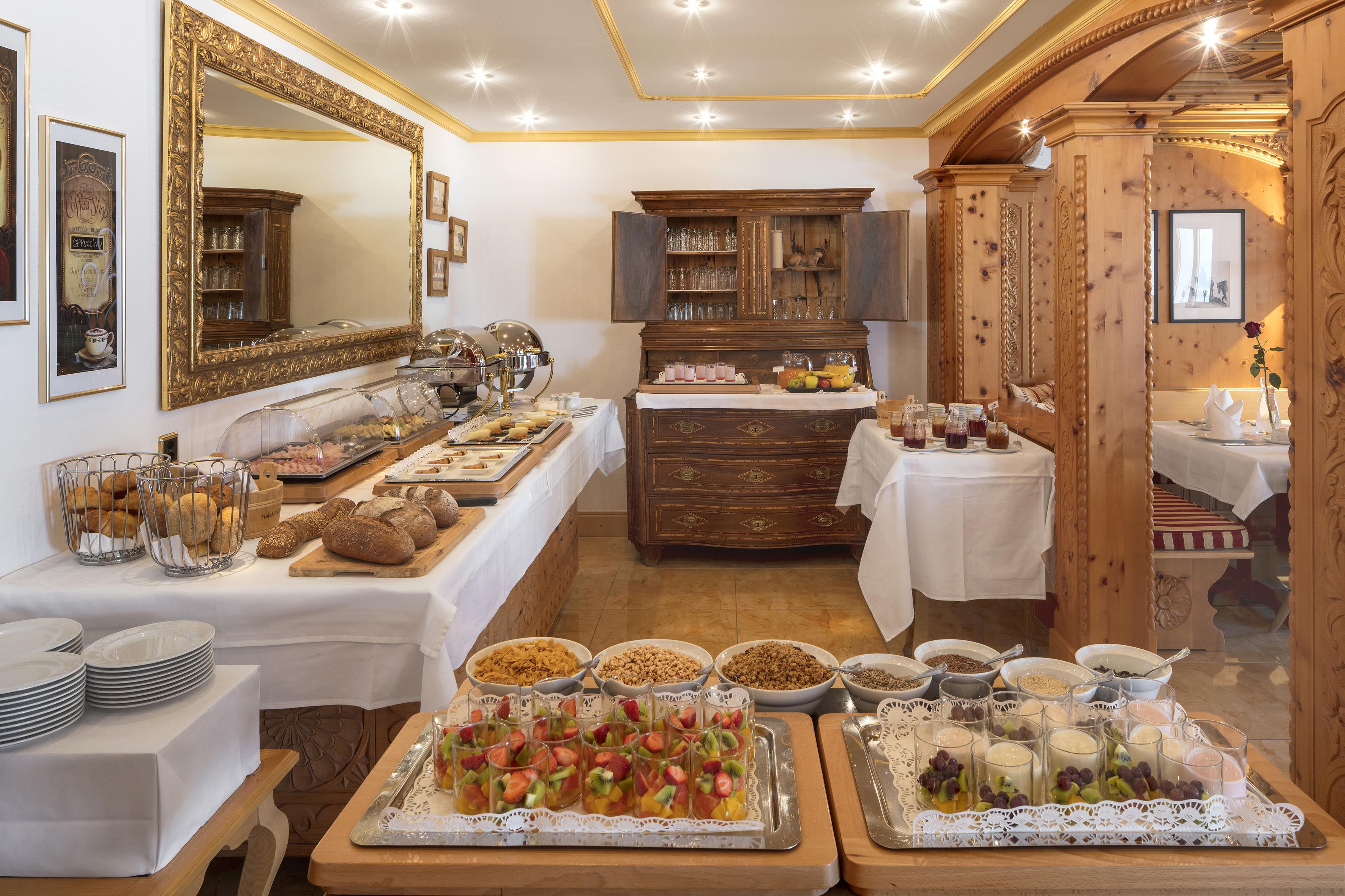 Swiss Alpine Hotel Allalin Zermatt Dış mekan fotoğraf